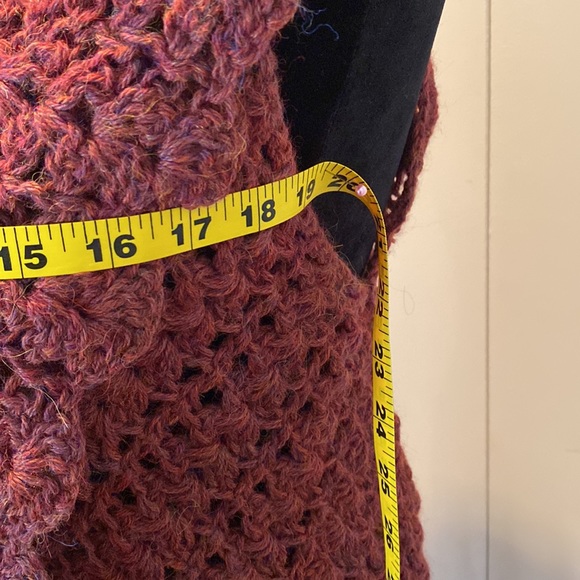 Crochet vest, 100% Alpacha, 100% hand made NWOT- in Dusty Rose color palette - Picture 11 of 14